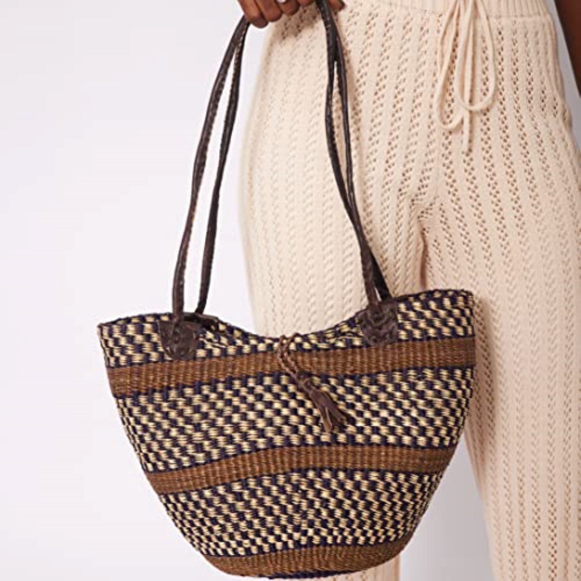 Handwoven Grass Basket Shoulder Bag <br>Assorted